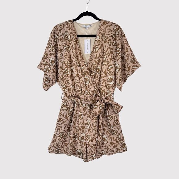 NWT Baltic Born Romper Brown Connor Taupe Floral V Neck Short Sleeve Boho Medium - Picture 2 of 12